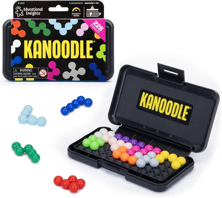 Educational Insights Kanoodle 3D Brain Teaser Puzzle Game